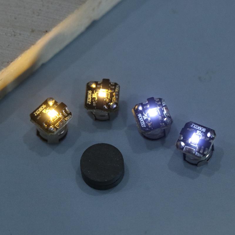 Solar System Model - Lampe LED magnétique 7,5 mm, modèle
